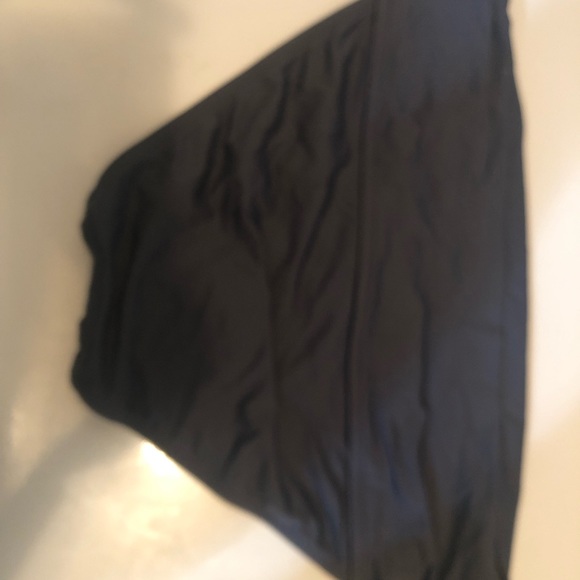 Victoria's Secret NEW without tags, swim M and 34D - Picture 4 of 6